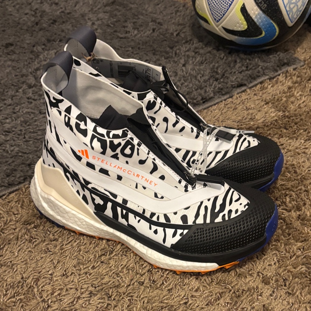 Stella McCartney Men's Zebra Print All Terrain Athletic Shoes